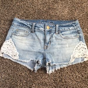American Eagle shorts! Size 2.